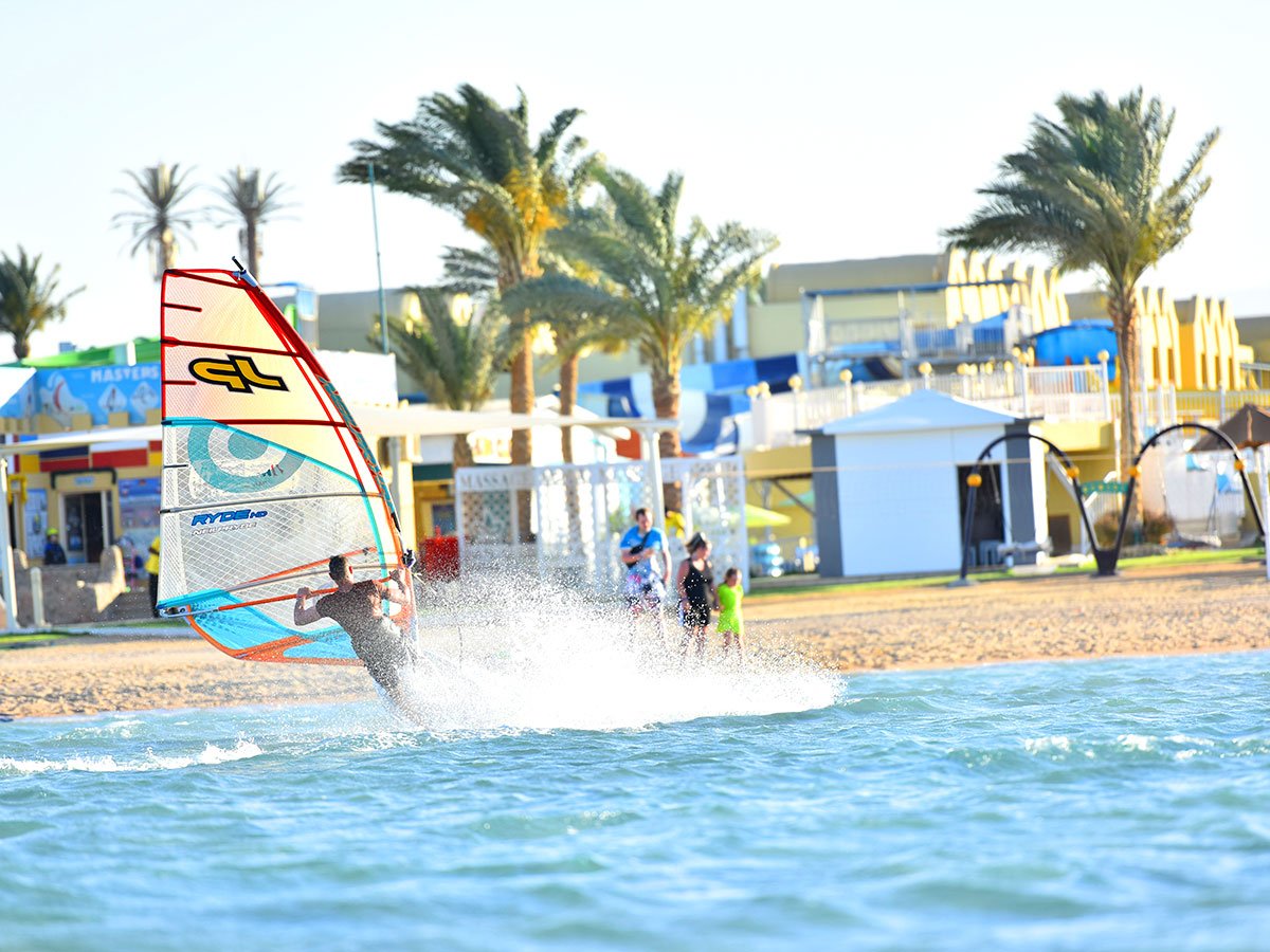 Hurghada Windsurfing Masters Surf pour le kitesurf et la planche à voile