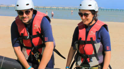 Kitesurf-instructor-demostrador-kita-configuración-hurghada-playa