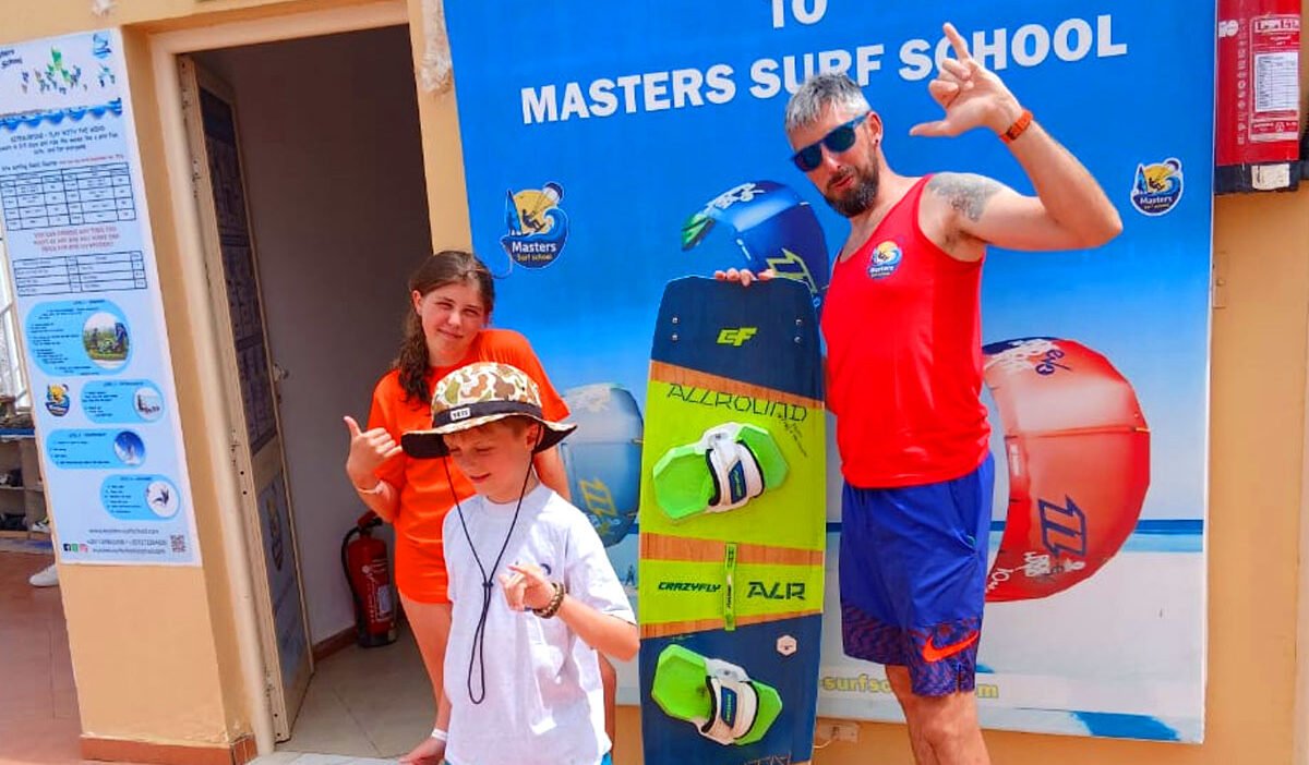 Masters Surf School kitesurfing student