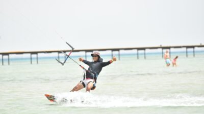 Bebo Adly coaching advanced kitesurfer with video analysis Masters Surf School